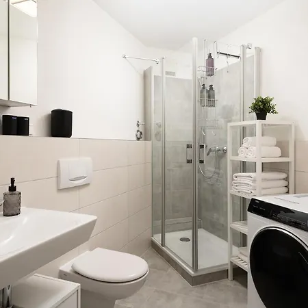 Aparte - Washer & Dryer - Kitchen & Parking - Smart-tv *