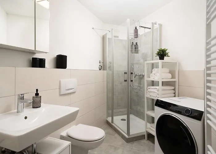 Aparte - Washer & Dryer - Kitchen & Parking - Smart-tv *